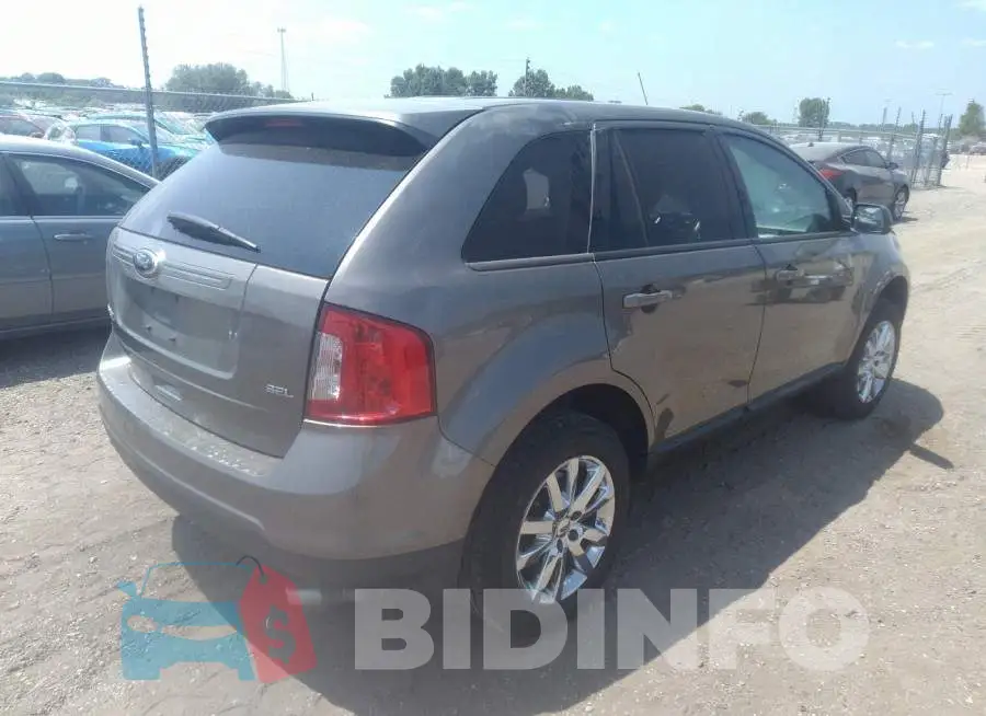 2FMDK3JC1DBB74018 Photo# 4
