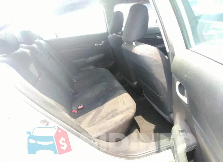 19XFB2F52DE077498 Photo# 8