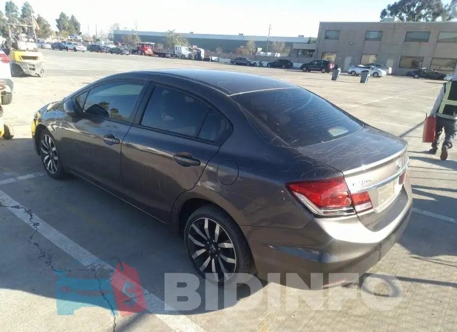 19XFB2F88EE072513 Photo# 3