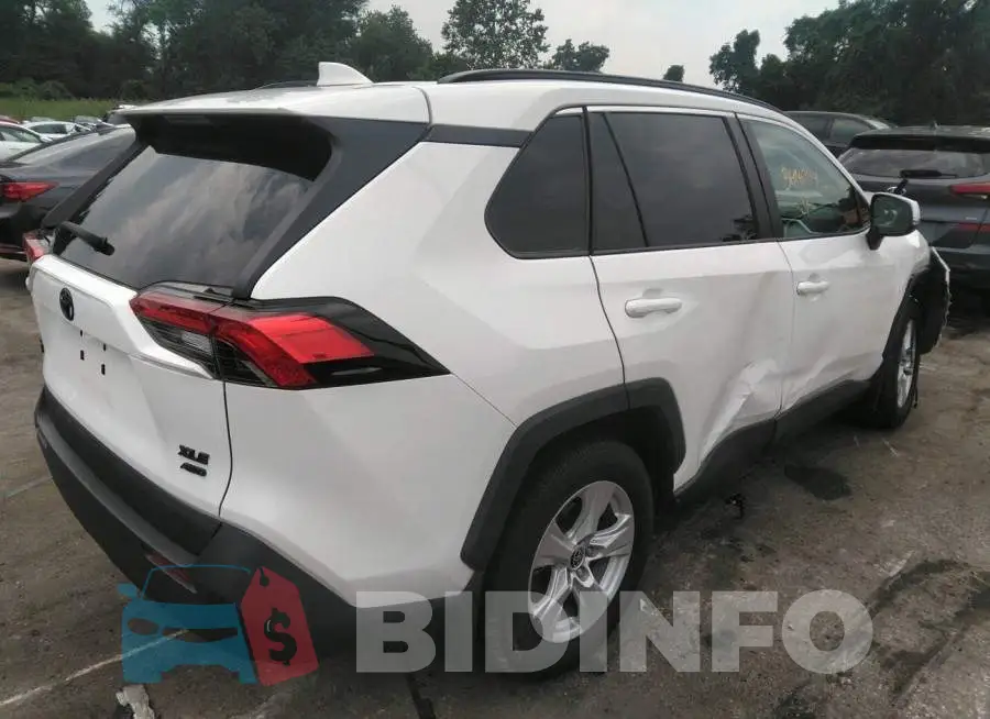2T3P1RFV8MC235123 Photo# 4