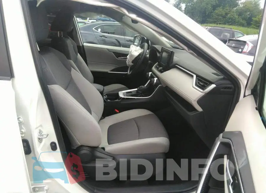 2T3P1RFV8MC235123 Photo# 5