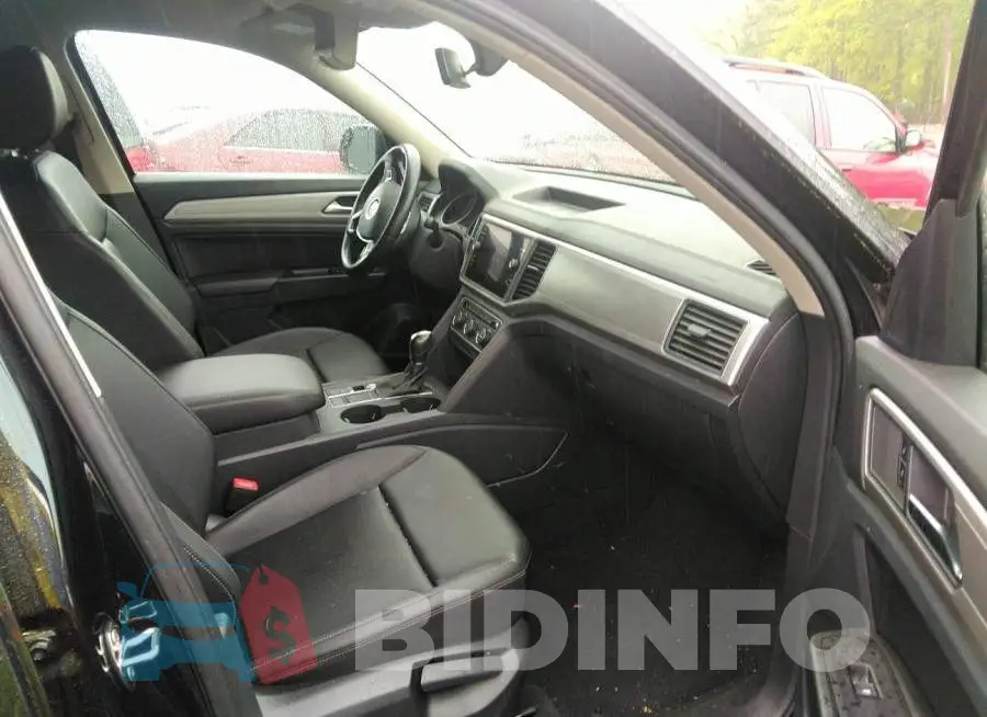 1V2DR2CA2KC551263 Photo# 5