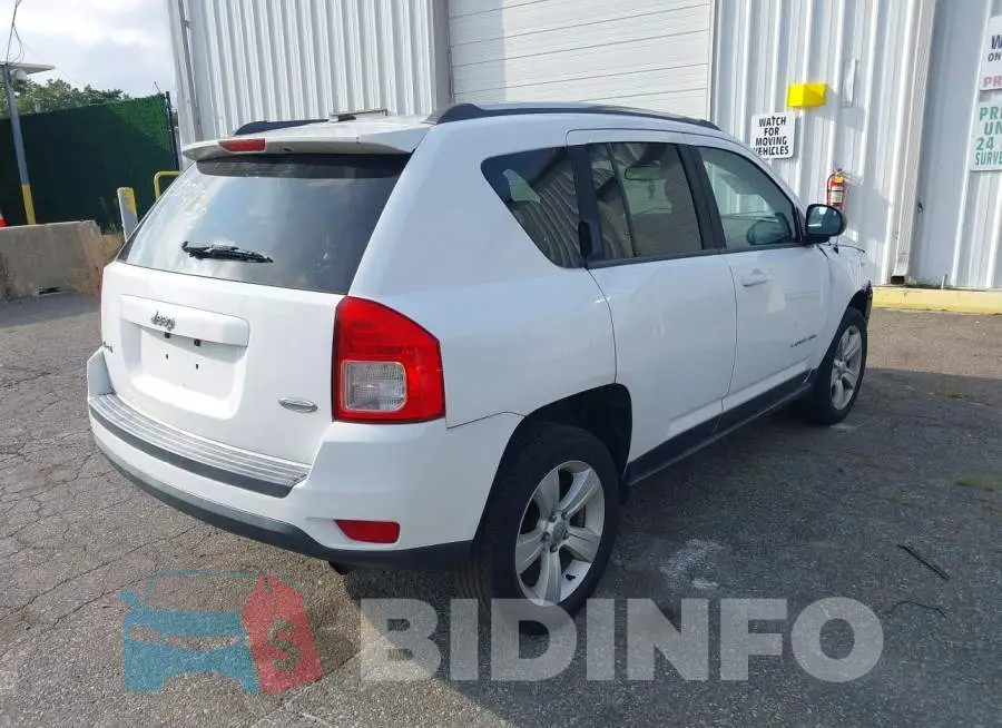 1C4NJDEB9DD253563 Photo# 4