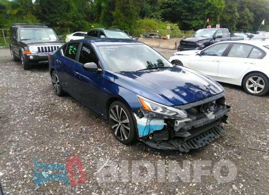 1N4BL4CV3KC157480 Photo# 1