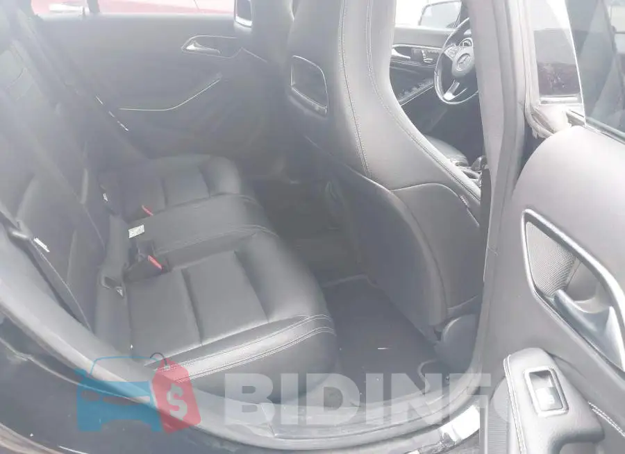 WDDSJ4EB3JN586033 Photo# 8