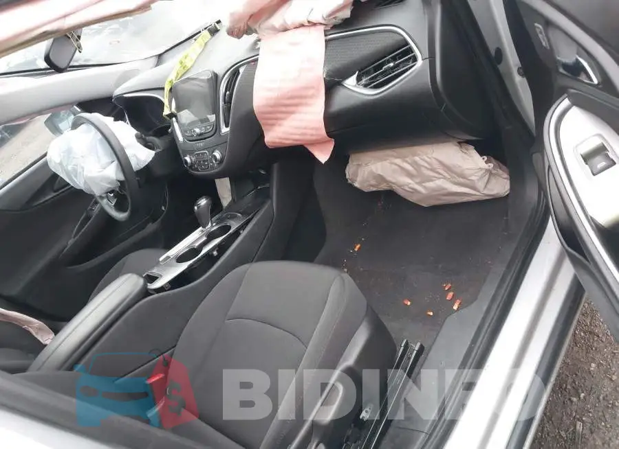 1G1ZD5ST6LF006198 Photo# 5