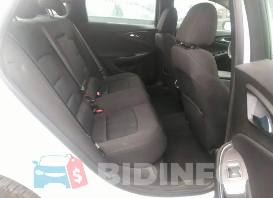 1G1ZD5ST8MF025921 Photo# 8