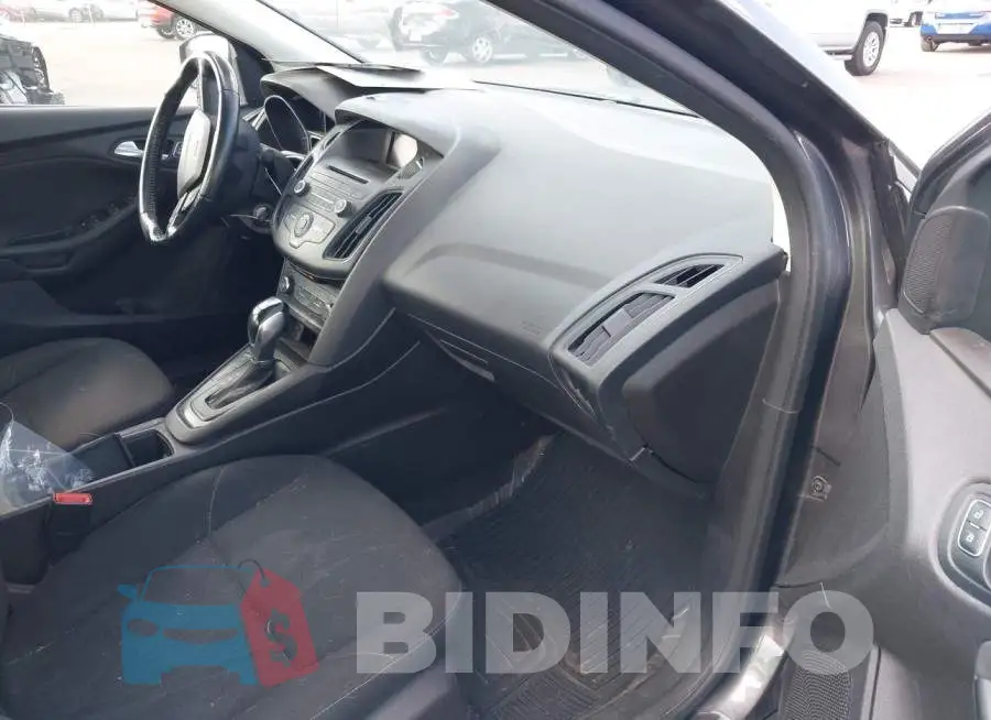 1FADP3F22GL203168 Photo# 5