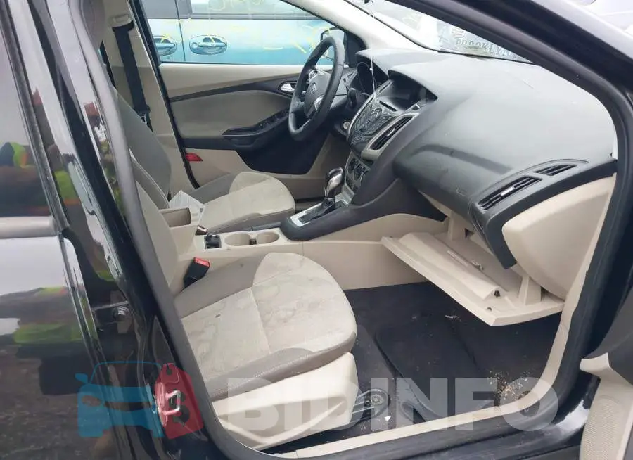 1FADP3F25EL397319 Photo# 5