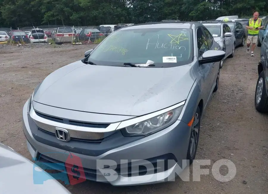 19XFC2F78HE213024 Photo# 6