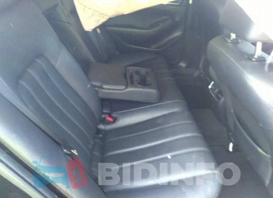 JM1GL1VM5M1611679 Photo# 8