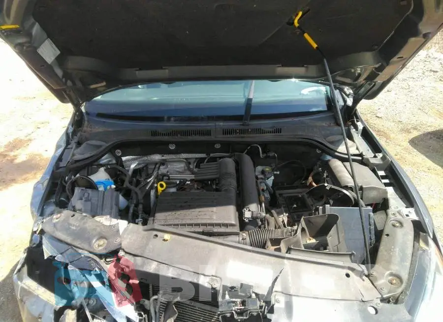 3VW2B7AJ7HM251946 Photo# 10