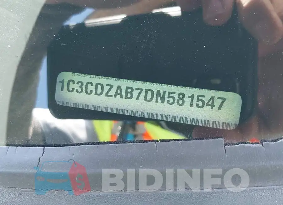 1C3CDZAB7DN581547 Photo# 9
