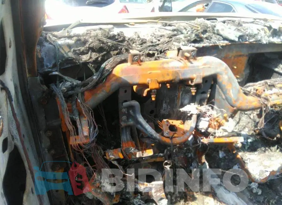 1GNSKHE75DR376838 Photo# 7
