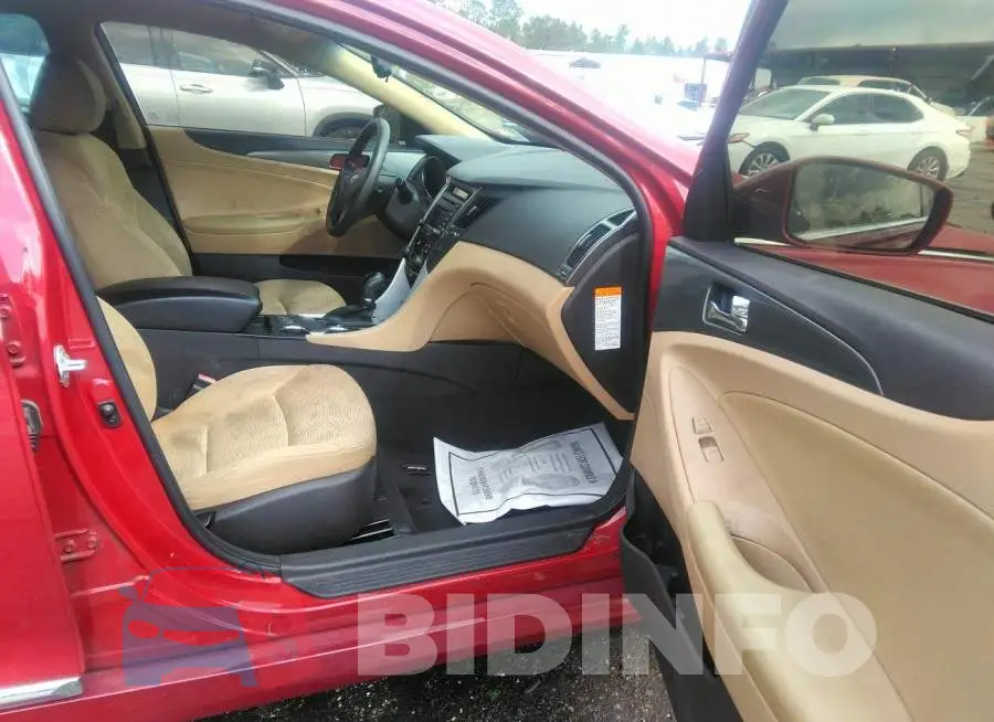 KMHEC4A43FA130990 Photo# 5
