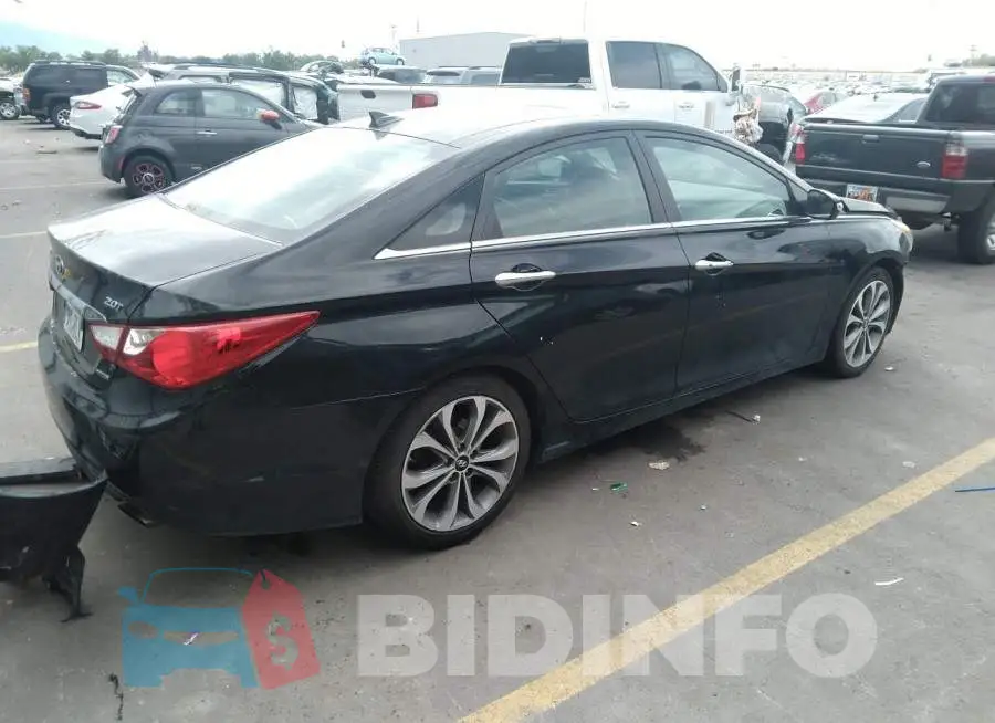5NPEC4AB1DH809570 Photo# 4