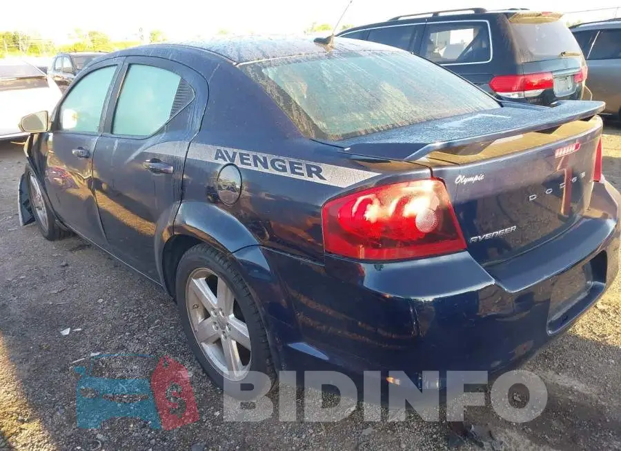 1C3CDZAB3DN551378 Photo# 3
