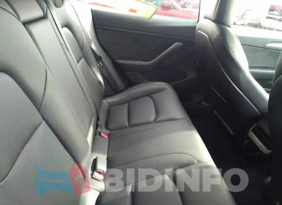 5YJ3E1EB8NF350631 Photo# 8