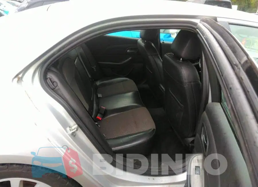 1G11E5SL4EU161020 Photo# 8