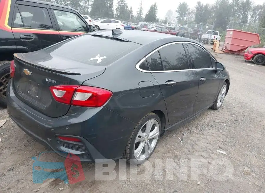 1G1BF5SM8J7140142 Photo# 4