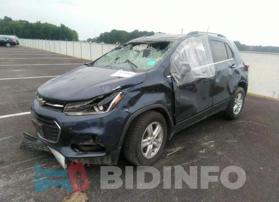 3GNCJLSB1JL369472 Photo# 2