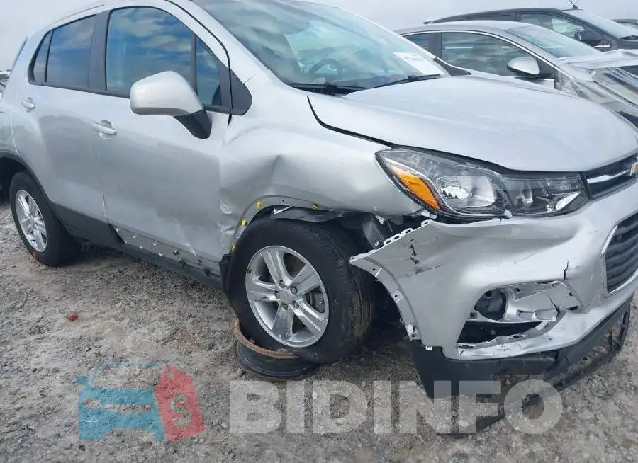 KL7CJKSM9NB522835 Photo# 6
