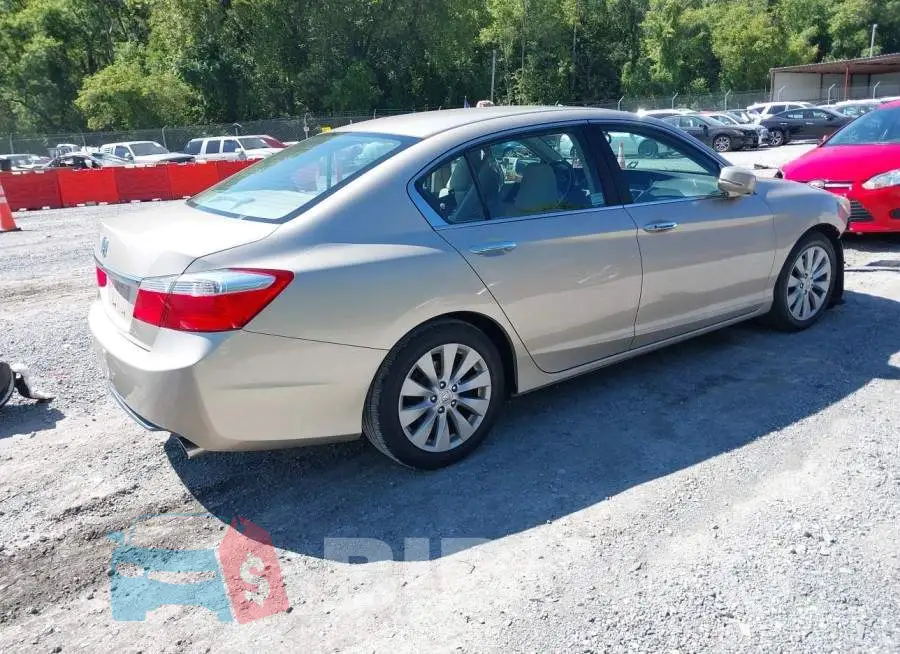 1HGCR2F71EA164718 Photo# 4