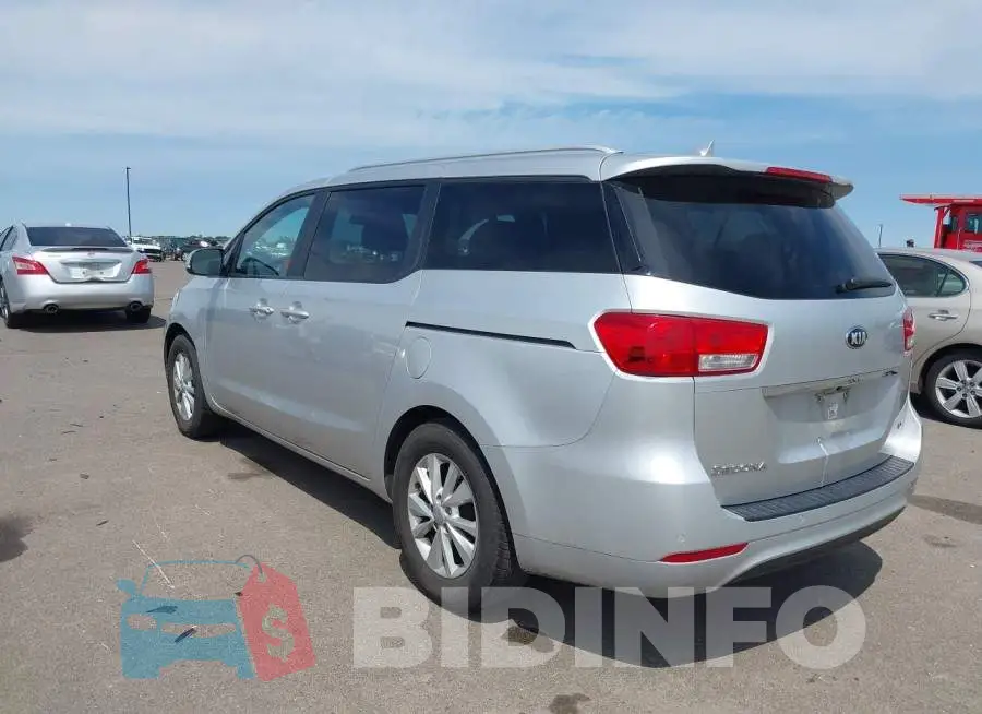KNDMB5C1XG6181774 Photo# 3