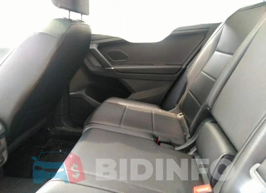 3VV2B7AX2LM021622 Photo# 8