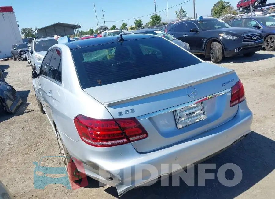 WDDHF7GB5FB104746 Photo# 3