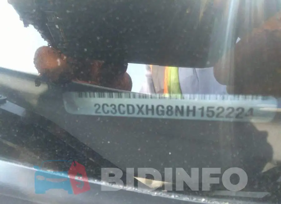 2C3CDXHG8NH152224 Photo# 9