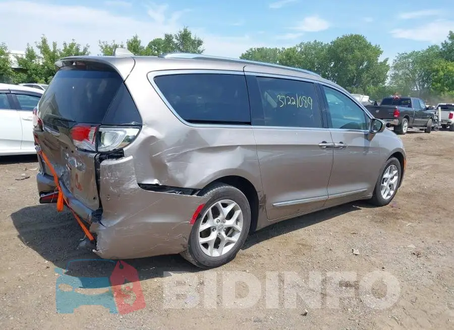 2C4RC1EG4HR537837 Photo# 4