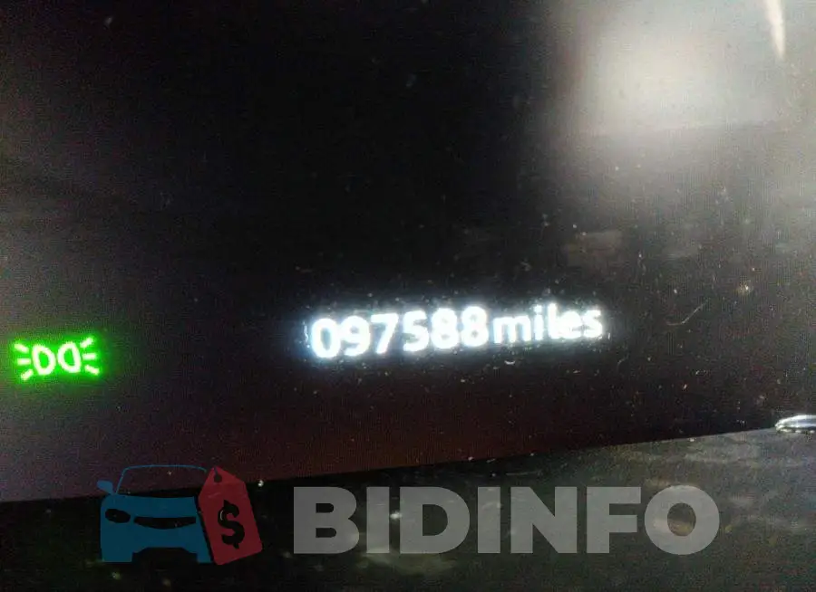 SADCM2BV2HA065027 Photo# 7