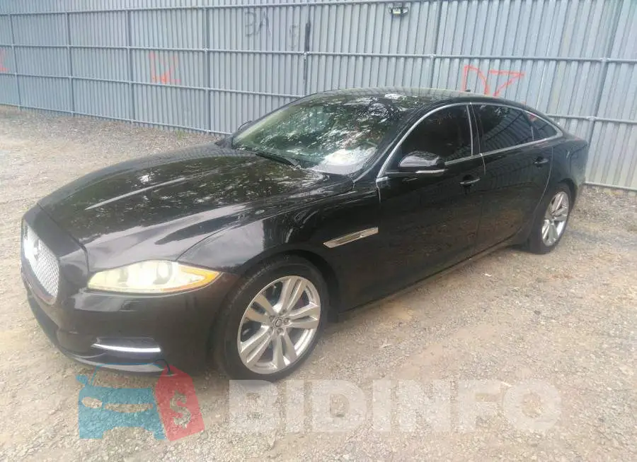 SAJWJ2GD5D8V52257 Photo# 2