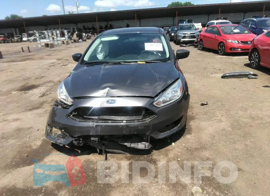 1FADP3E29GL237528 Photo# 6