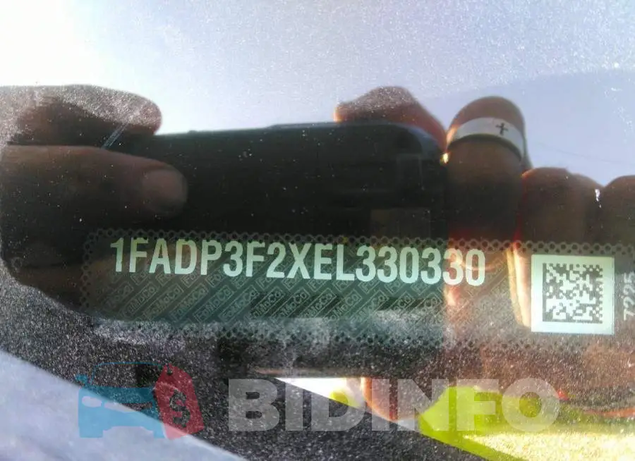 1FADP3F2XEL330330 Photo# 9