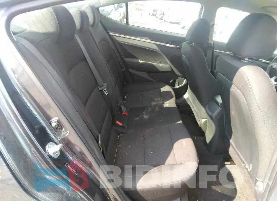 5NPD84LF2LH562555 Photo# 8
