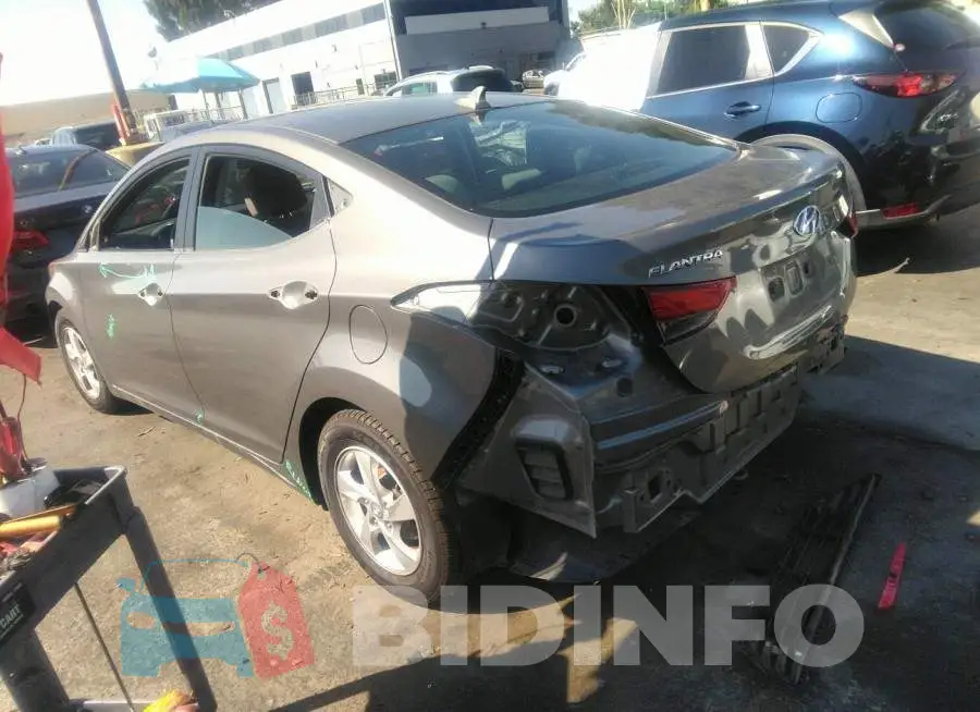5NPDH4AEXEH521815 Photo# 3