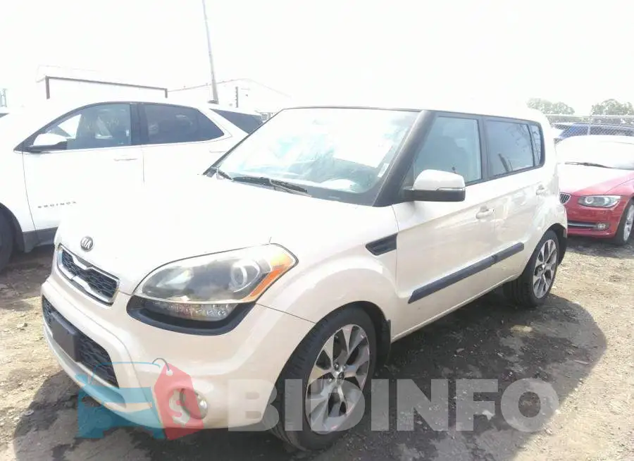 KNDJT2A69D7559909 Photo# 2