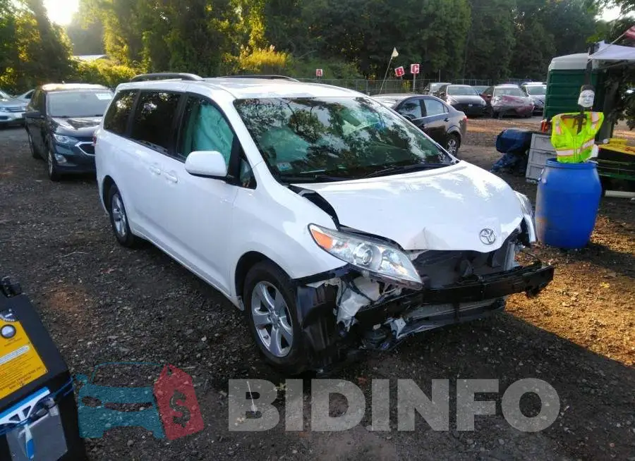 5TDKZ3DC1HS835327 Photo# 1