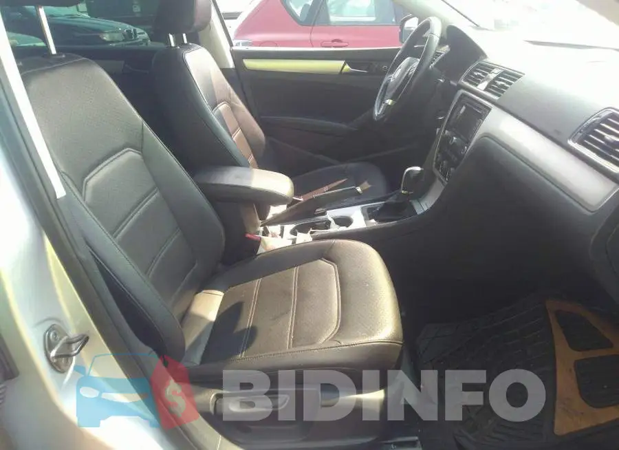 1VWBN7A36DC067067 Photo# 5