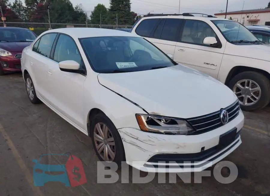 3VW167AJ1HM228243 Photo# 1
