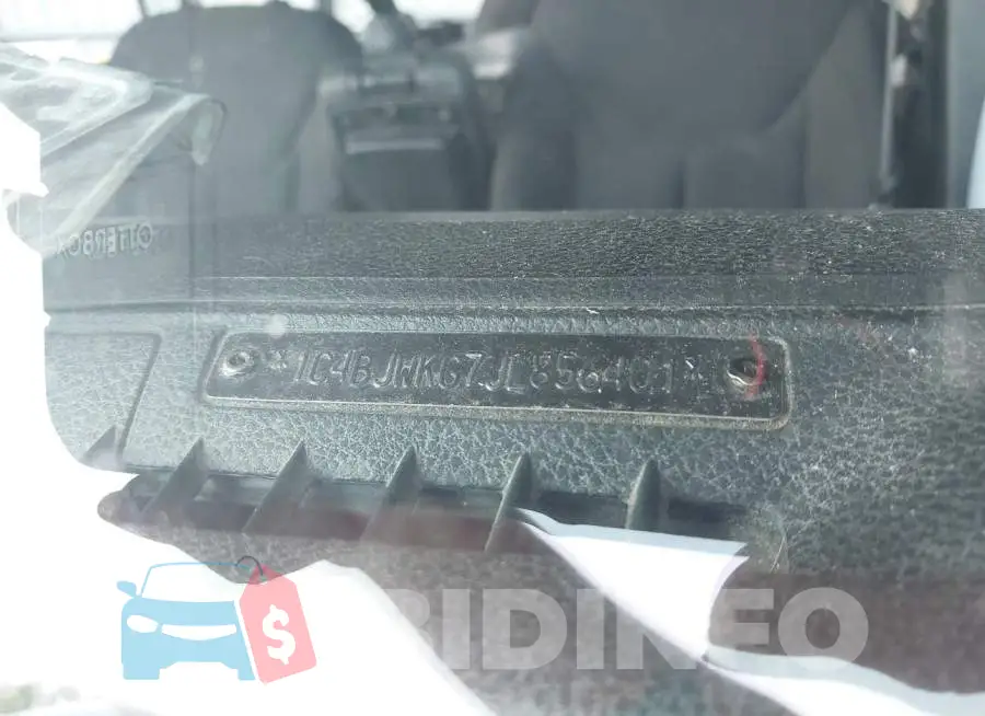 1C4BJWKG7JL856401 Photo# 9