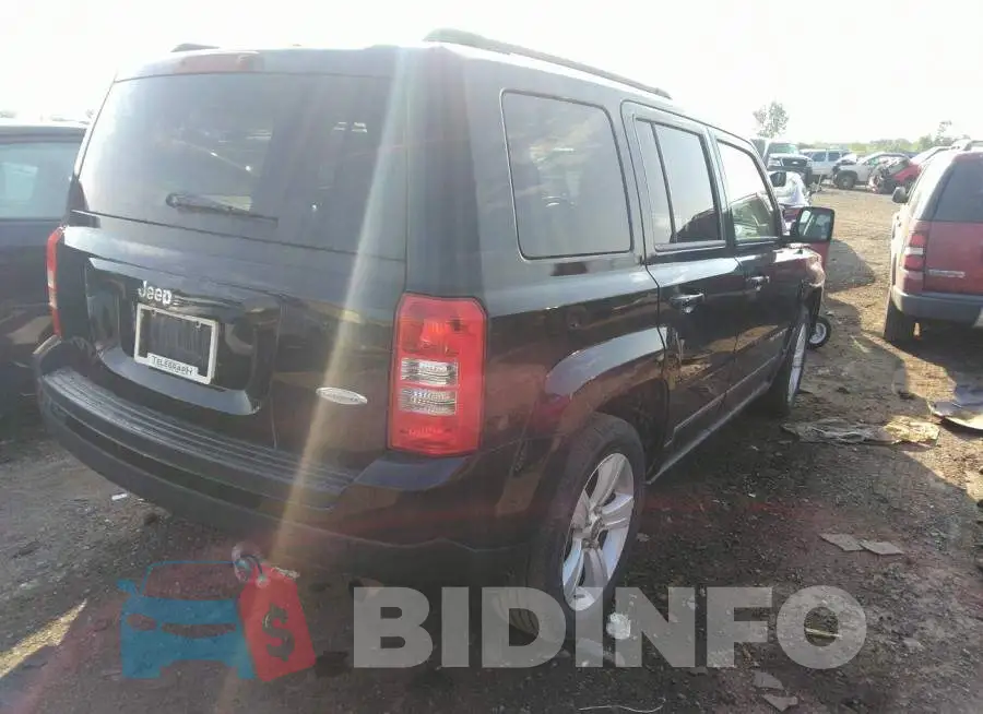 1C4NJPFB1FD115728 Photo# 4