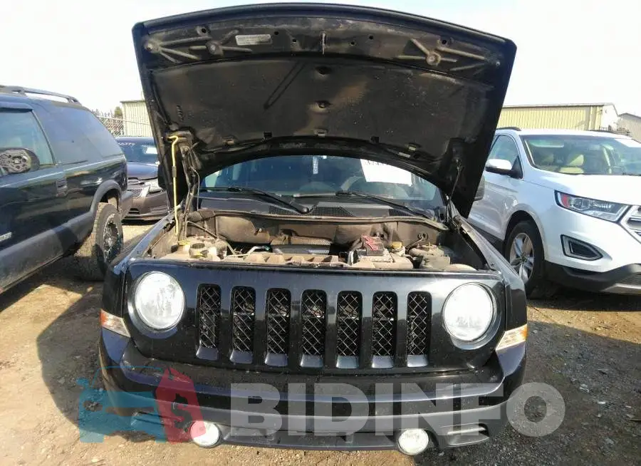 1C4NJPFB1FD115728 Photo# 6