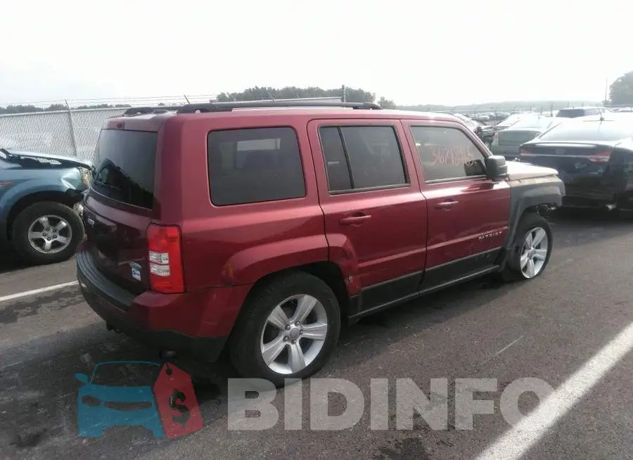 1C4NJPFB6GD698430 Photo# 4