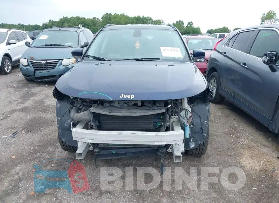 3C4NJDCB1JT433337 Photo# 6