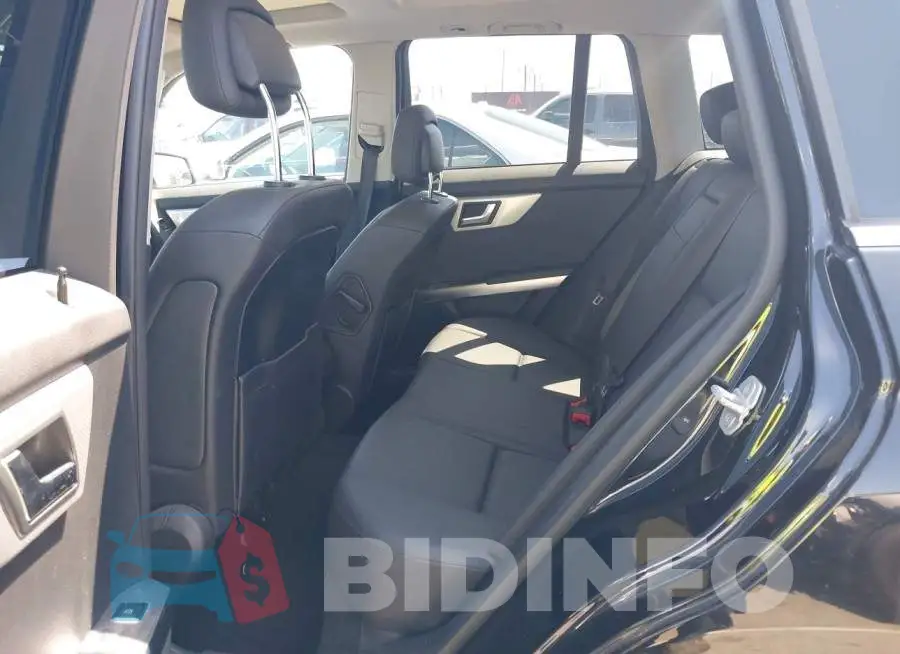 WDCGG0EB1FG399662 Photo# 8