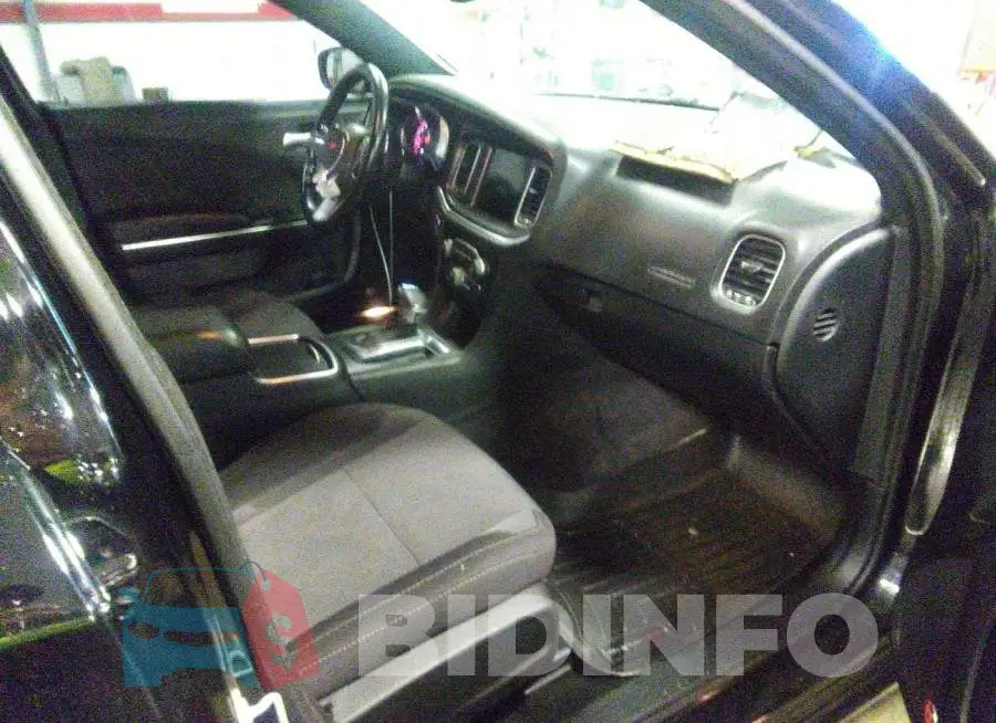2C3CDXJG2GH293867 Photo# 5