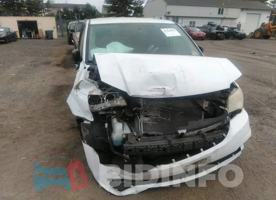 2C4RDGBG4DR814856 Photo# 6